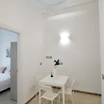 Maison Vivian - Appartement *